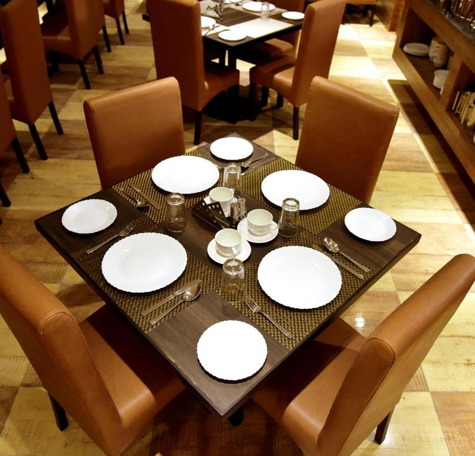 Haldwāni Hotel Crystal Grand מראה חיצוני תמונה