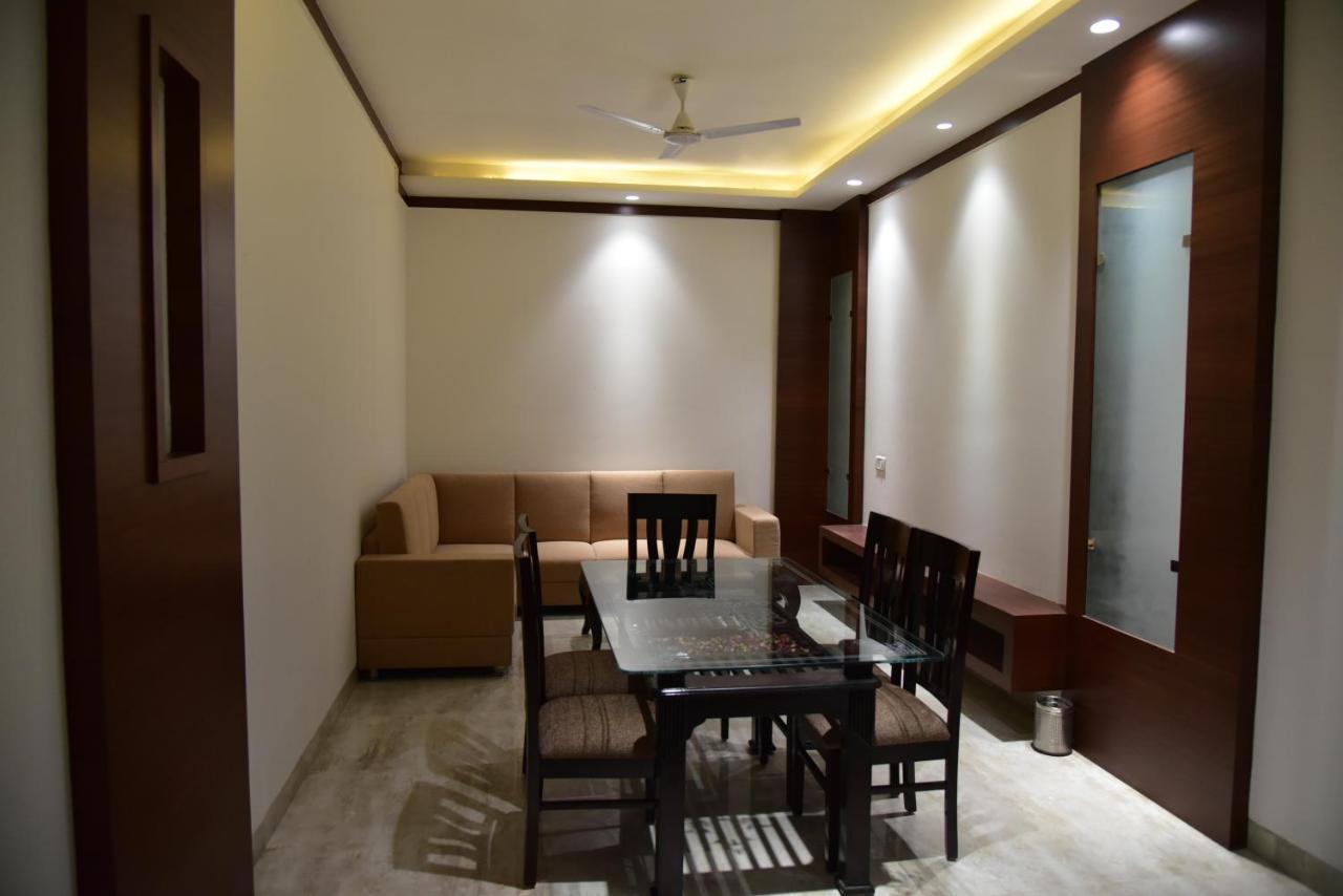 Haldwāni Hotel Crystal Grand מראה חיצוני תמונה